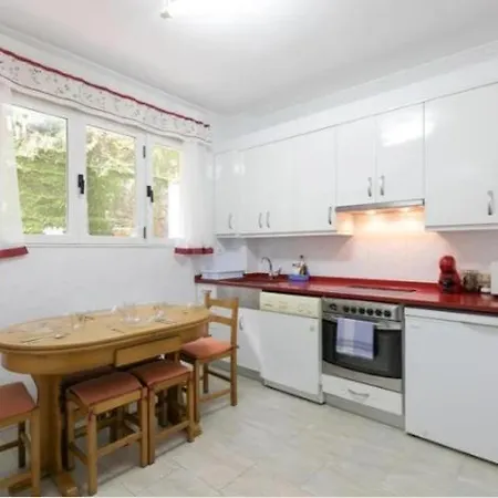 アパート Delfina